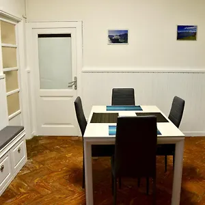 Casta House Apartment